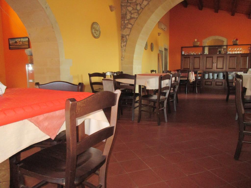 Villa Le Mangiatoie Del Re Giordano Avola Exterior foto